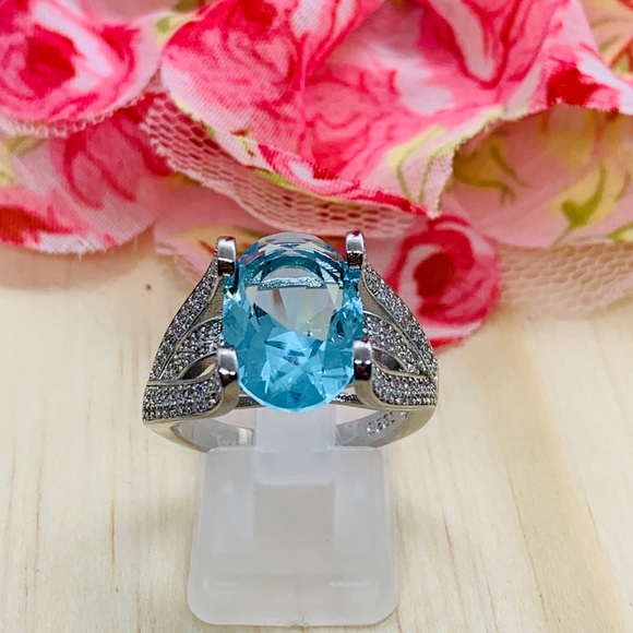 🌟 Silver Blue CZ Ring Blue Topaz - Picture 1 of 7